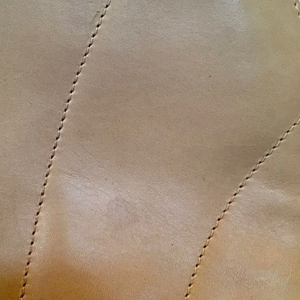 Salvatore Ferragamo Crossbody Bag - Picture 5 of 8